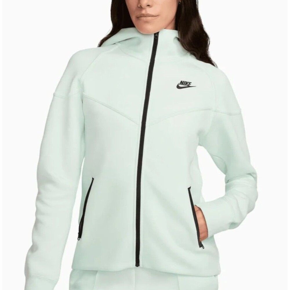 Nike Tech Fleece fullIp hoodie women's small NWT Barely Green FB8338-394